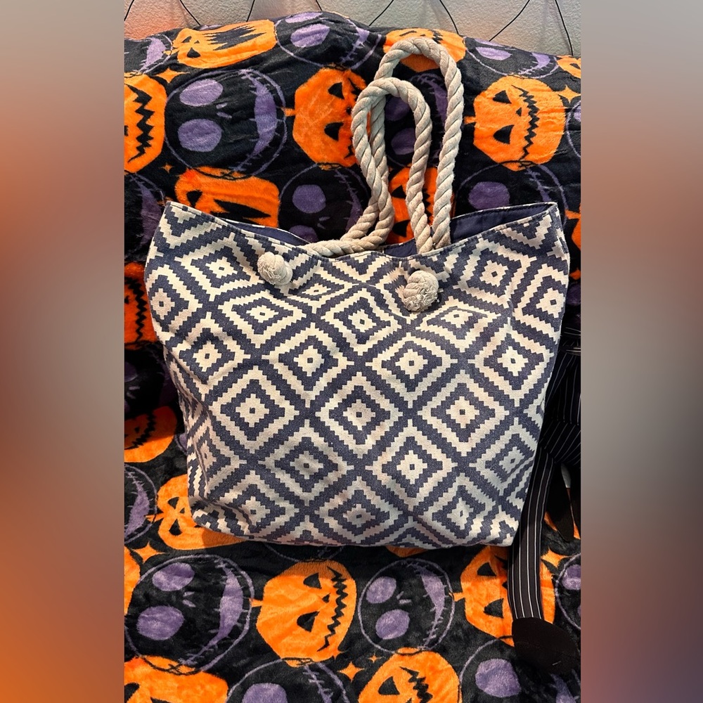 Summer and Rose blue tote bag